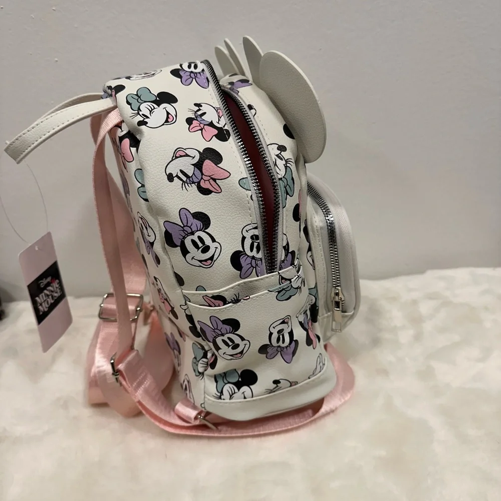 Minnie Mouse backpack purse! White and pink Mickey Mouse Disney land bag NWT!